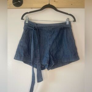 Draper James Chambray Shorts 6 Blue  Medium Wash Belted Pockets Casual
